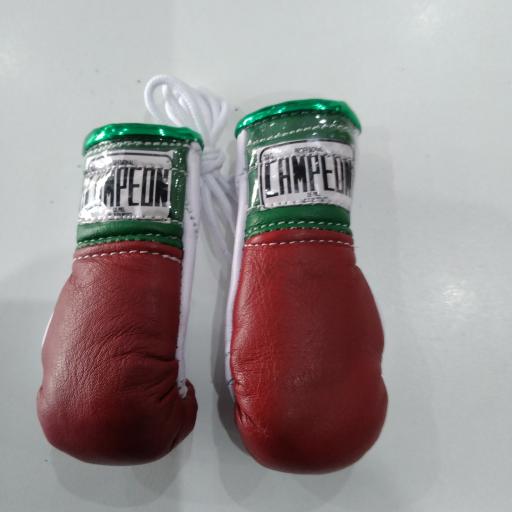 Novelty mini gloves